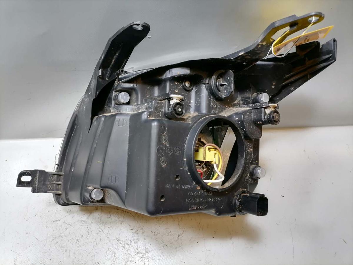 Ford Fusion original Scheinwerfer vorn rechts Halogen Bj.2004